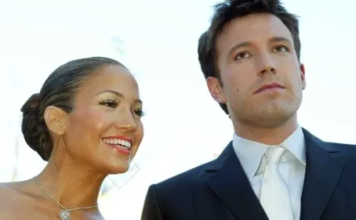Jennifer López y Ben Affleck en 2003. Foto: (Getty)