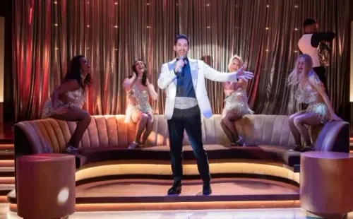 Tom Ellis está agradecido con sus fans. Foto: (Netflix)