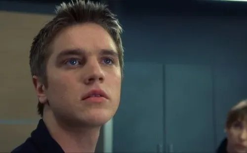 devon sawa destino final