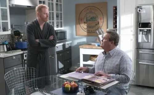 mitch y cam modern family