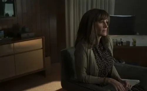 julia roberts sam esmail homecoming