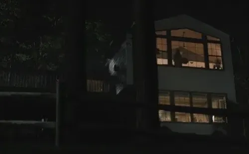 la casa oscura rebecca hall