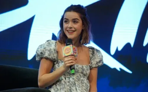 kiernan shipka argentina comic con el mundo oculto de sabrina