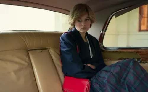 Emma Corrin en The Crown. Foto: (Netflix)