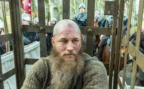 vikings travis fimmel ragnar lothbrok