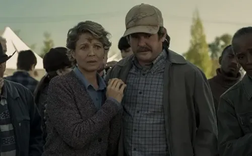 misa de medianoche netflix henry thomas