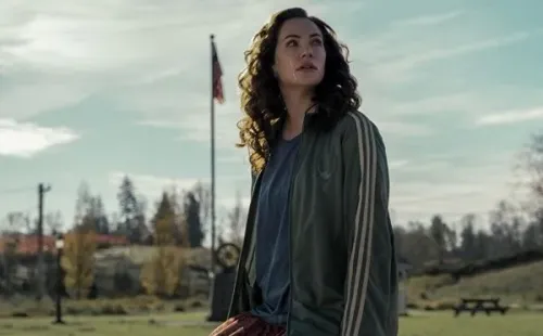 kate siegel misa de media noche netflix