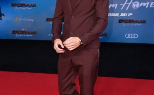 Tom Holland podría pasar por la alfombra roja con Andrew Garfield y Tobey Maguire. Foto: (Getty)