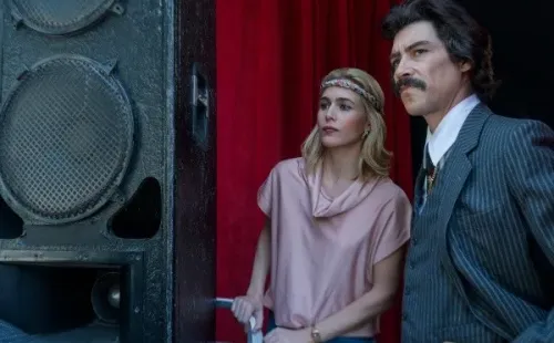 Los intérpretes de Luisito Rey y Marcela Basteri. Foto: (Netflix)