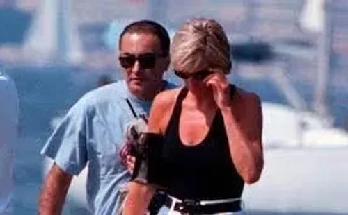 Lady Di y Dodi Al-Fayed. Foto: (Variety)