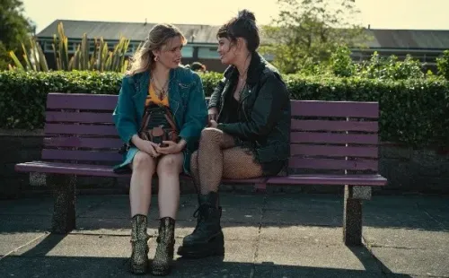 Aimee y Maeve. Foto: (Netflix)