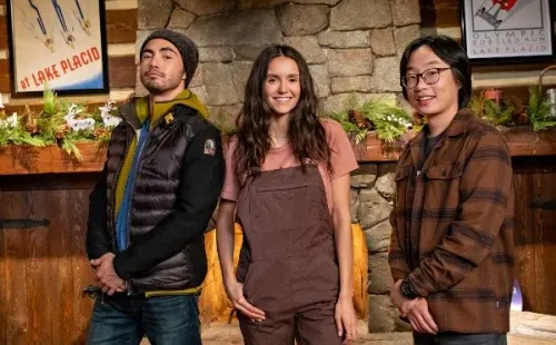 Los protagonistas de Love Hard. Foto: (Netflix)
