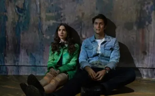 Emily y Gabriel. Foto: (Netflix)