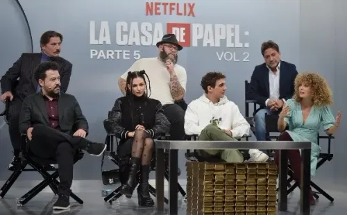 Los actores en la conferencia de prensa. Foto: (Netflix)