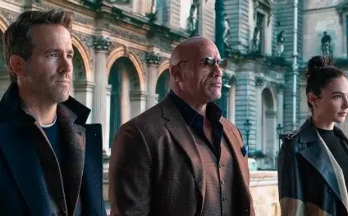 Los protagonistas de Alerta Roja. Foto: (Netflix)