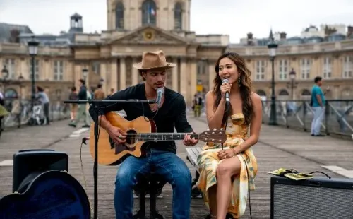 Mindy y Benoit. Foto: (Netflix)