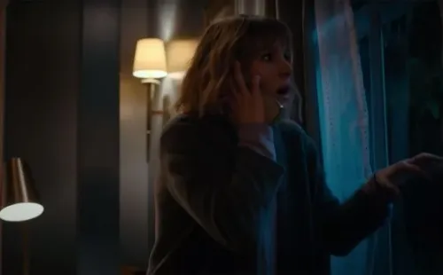 the woman in the house acrosse the street from the girl in the window netlflix kristen bell