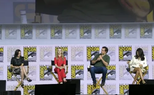 El elenco de The Witcher en la ComicOn de San Diego. Foto: (Getty)