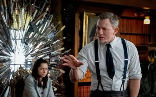 daniel craig knives out