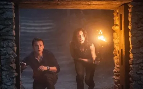 Sophia Ali en Uncharted. Foto: (IMDB)