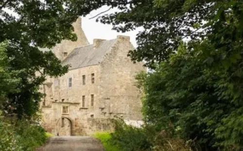 Lallybroch. Foto: (Variety)