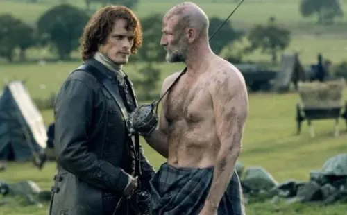 Sam Heughan y Dougal McKenzie en la previa de la Batalla de Culloden. Foto: (IMDB)