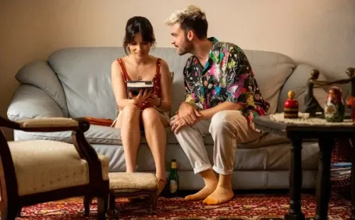 Alice y Tio. Foto: (Netflix)