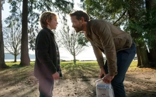 Walker Scobell y Ryan Reynolds. Foto: (Netflix)