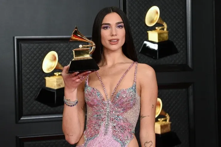 Dua Lipa, Premio Grammys 2021. Fuente: (Getty images)