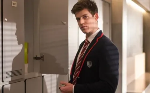 Miguel Bernardeau en Élite. Foto: (Netflix)