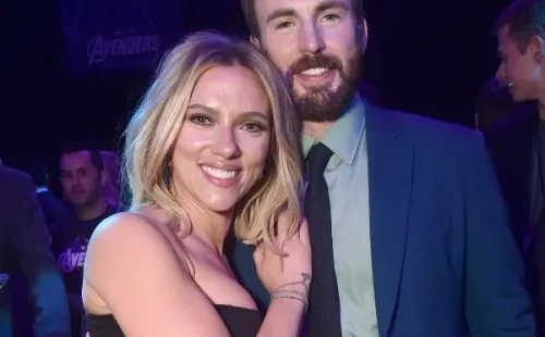 Scarlett Johansson y Chris Evans