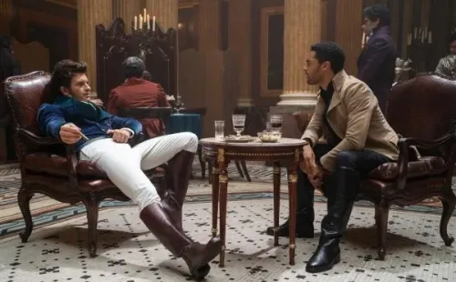 Regé-Jean Page y Jonathan Bailey. Foto: (@bridgertonnetflix)