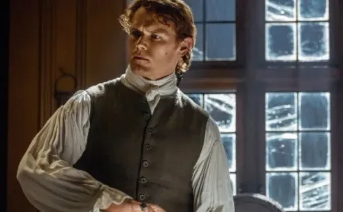 Sam Heughan en Outlander como Jamie Fraser. Foto: (IMDB)
