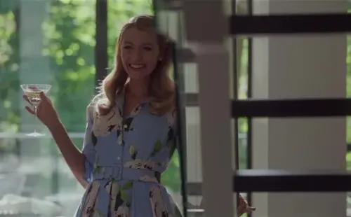 Anna Kendrick y Blake Lively protagonizan A Simple Favor.
