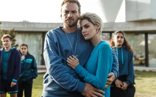 Astrid y Erick. Foto: (Netflix)