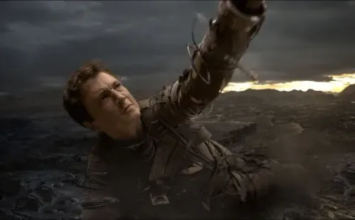 Miles Teller en Los 4 Fantásticos (IMDb).