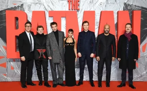 Matt Reeves junto al reparto de The Batman (Getty).