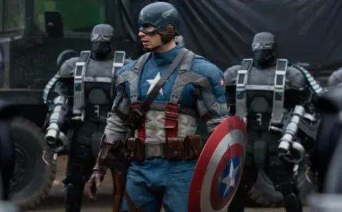 Chris Evans en Capitán América: el primer vengador. Foto: (IMDB)