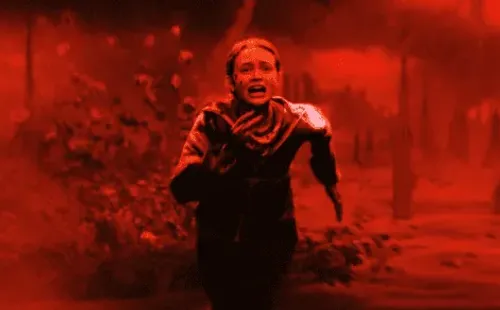 sadiesink-max-strangerthings4