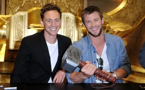 thor-chrishemsworth-tomhiddleston