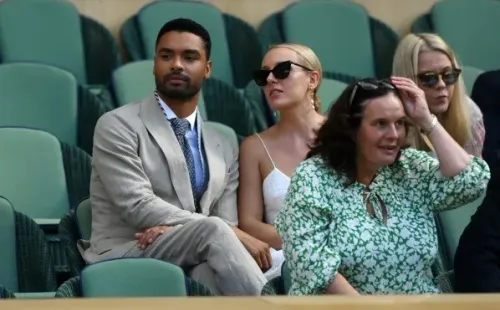 Regé-Jean Page y su novia en Wimbledon. Foto: (Getty)