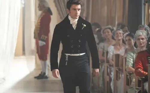 Jonathan Bailey en Bridgerton temporada 2. Foto: (Netflix)