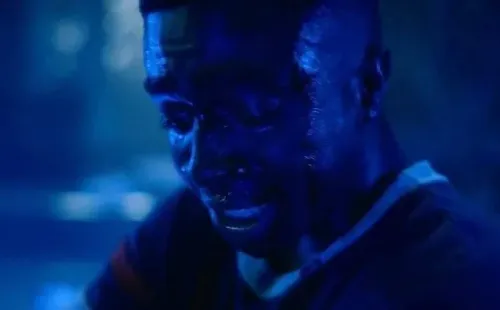 El pedido de ayuda de Lucas a Erica Sinclair en Stranger Things (Netflix).