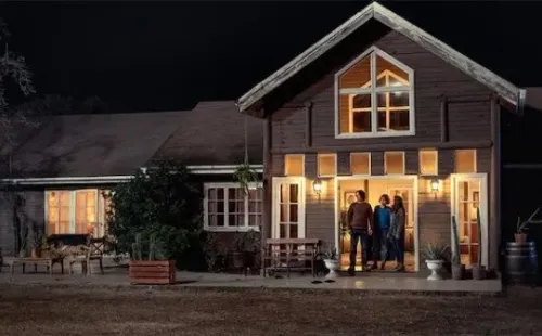 El Refugio (IMDb).