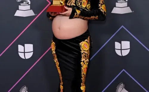 Mon Laferte, una de las artistas reconocidas en los Latin Grammy de 2021 (Getty).
