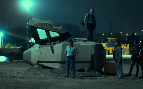 Paper Girls juega con los viajes en el tiempo. Foto: (Amazon Prime Video)