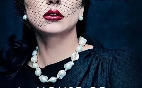 Lady Gaga protagonizó House of Gucci (IMDb).