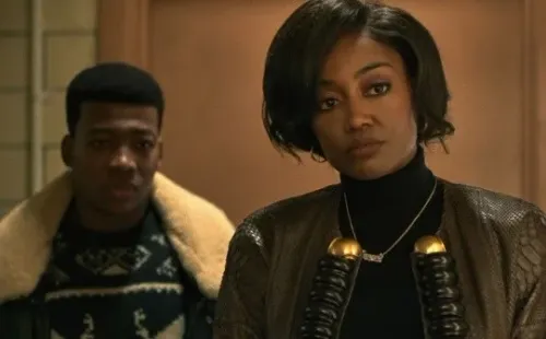 Mekai Curtis y Patina Miller. Foto: (IMDB)