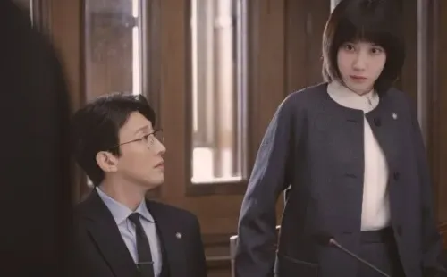 Woo y Jung Myeong‑seok. Foto: (IMDB)