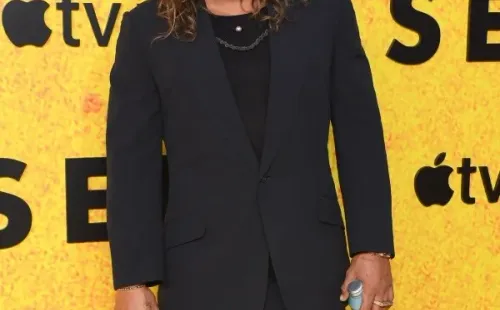 Jason Momoa con el pelo largo. Foto: (Getty)